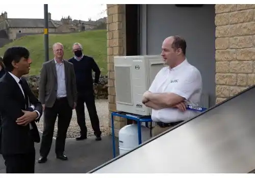 Rishi Sunak with Griff Thomas of GTEC, watched David Cowburn (NAPIT) and Ian Rippin (MCS) Rishi Sunak with Griff Thomas of GTEC, watched David Cowburn (NAPIT) and Ian Rippin (MCS)