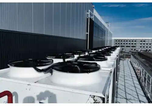 LU-VE equipment at the Maersk cold store in St Petersburg, Russia LU-VE equipment at the Maersk cold store in St Petersburg, Russia