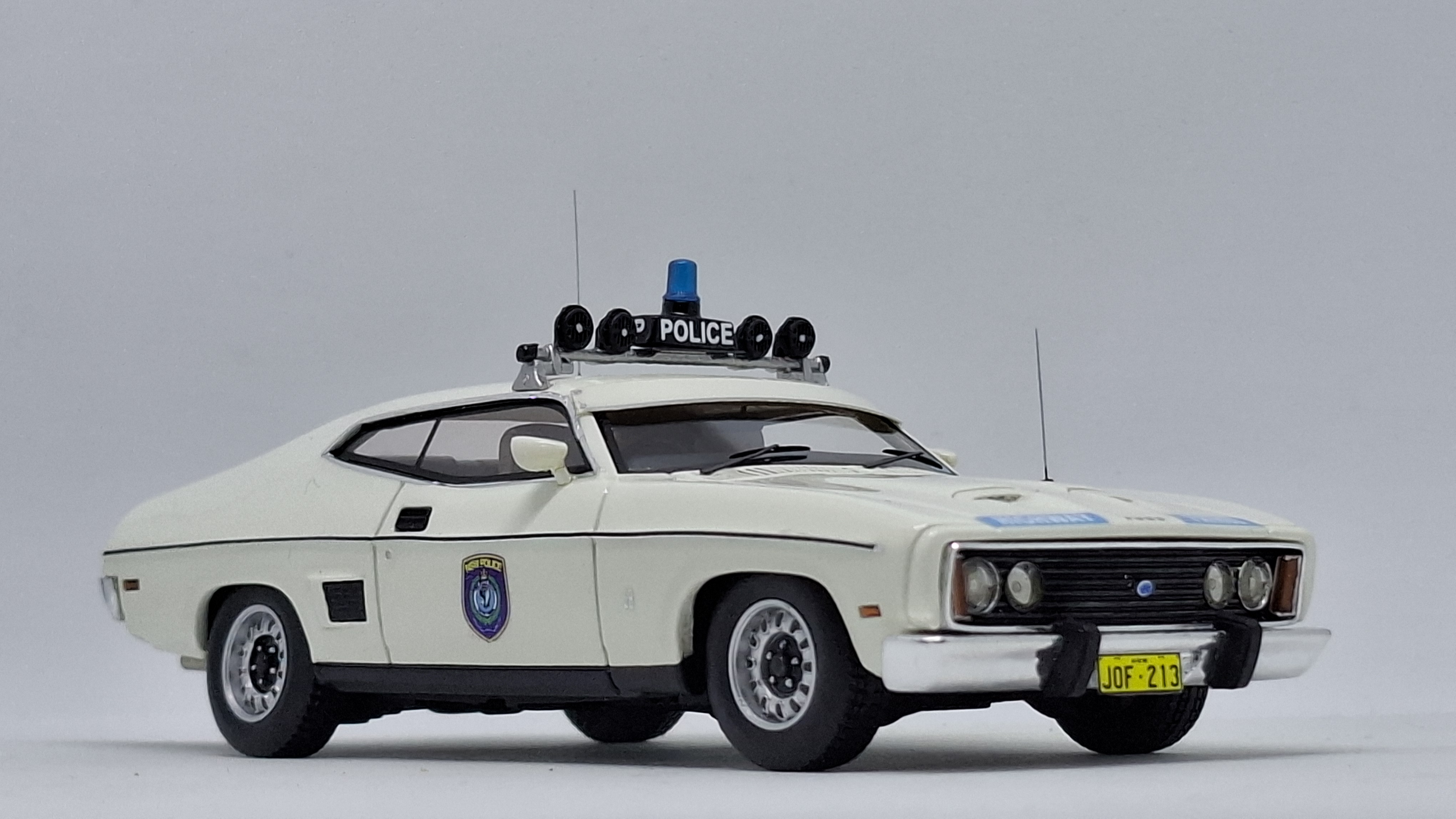 ford xc falcon hardtop