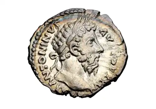Marcus_Aurelius_Denarius-60814.png Marcus_Aurelius_Denarius-60814.png