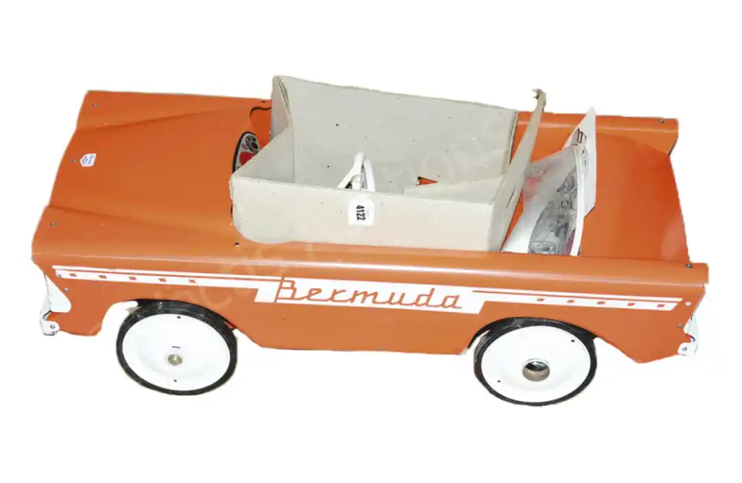 Triang-Bermuda-pedal-car-79534.jpg Triang-Bermuda-pedal-car-79534.jpg