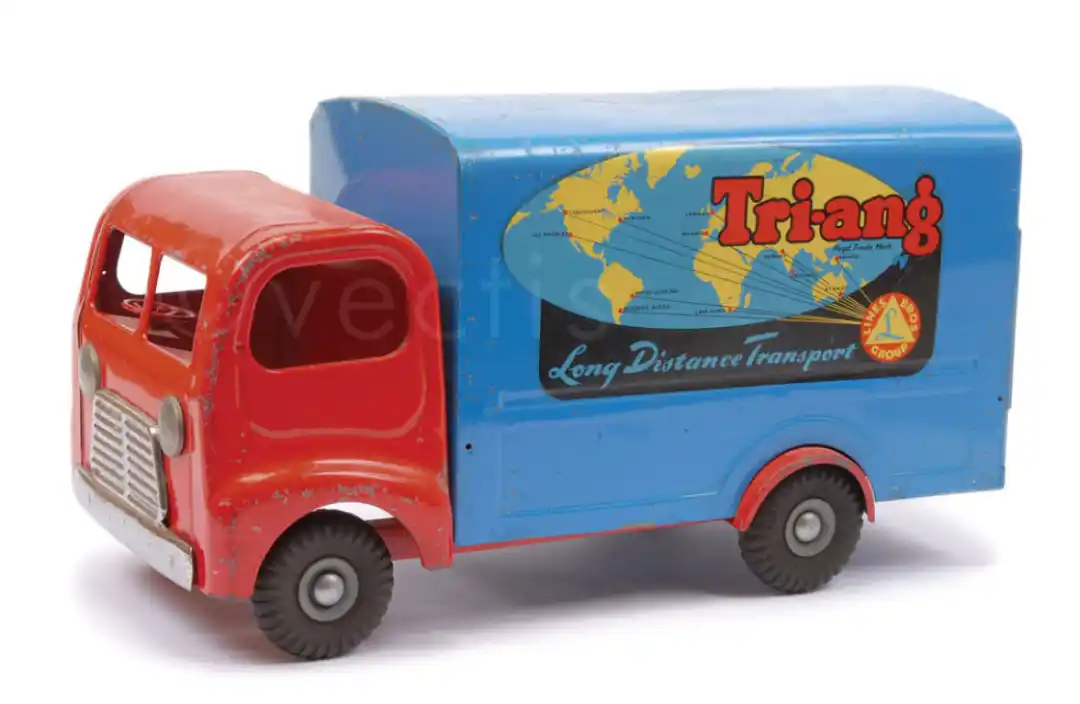 Triang-large-scale-pressed-steel-long-distance-transport-lorry-79534.jpg Triang-large-scale-pressed-steel-long-distance-transport-lorry-79534.jpg