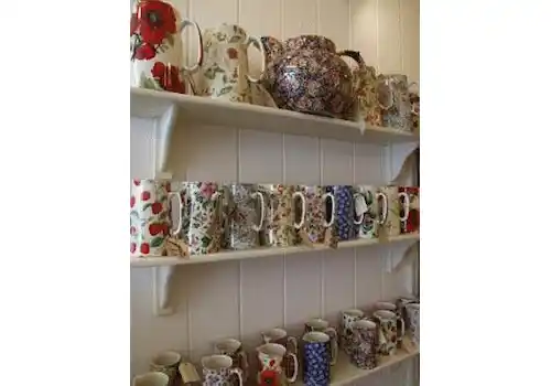 imports_CCGB_busypatternsagainstwhi_84334.gif imports_CCGB_busypatternsagainstwhi_84334.gif