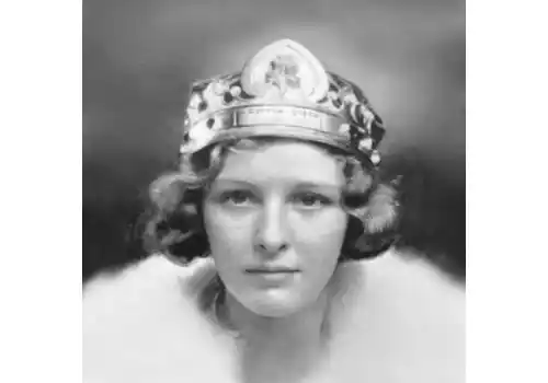 1.-Marjorie-Knowles-68717.jpg 1.-Marjorie-Knowles-68717.jpg