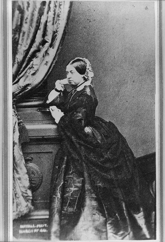 20-June-Queen-Victoria-LoC-05216.jpg