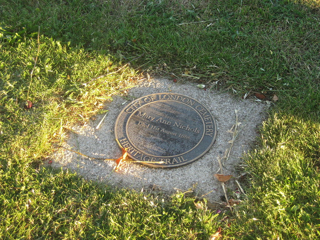 31-August-Mary_Ann_Nichols_grave_at_City_of_London_Cemetery-62268.jpg