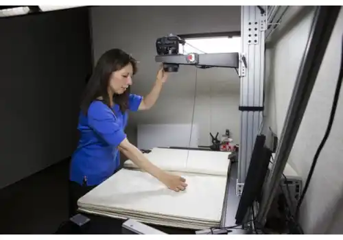 800_volunteer-2-64023.jpg 800_volunteer-2-64023.jpg