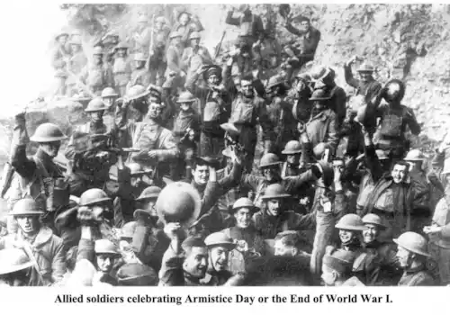 800_ww1-armistice-soldier-it-is-overwithcaption-766341-80576.jpg 800_ww1-armistice-soldier-it-is-overwithcaption-766341-80576.jpg