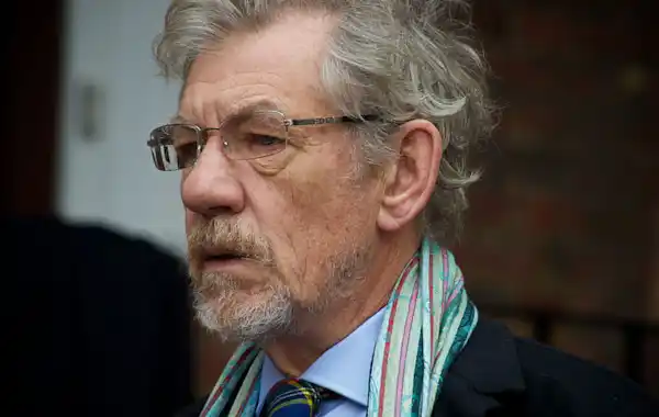 800px-Ian_McKellen_-_1-3-38081.jpg 800px-Ian_McKellen_-_1-3-38081.jpg