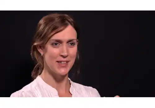 Ayla_Holdom-48218.jpg Ayla_Holdom-48218.jpg