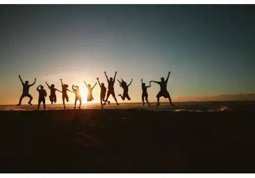 Family-Tree-Live-39615.jpeg Family-Tree-Live-39615.jpeg