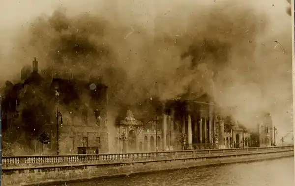 Fire-68957.jpg Fire-68957.jpg