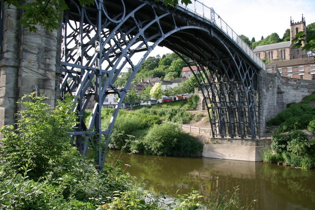 Ironbridge_and_Church,_Ironbridge,_Telford_-_geograph.org.uk_-_757825-64642.jpg