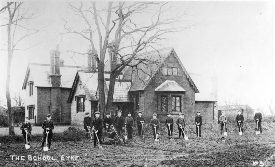 Old-Eyke004-89945.jpg