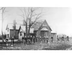 Old-Eyke004-89945.jpg Old-Eyke004-89945.jpg