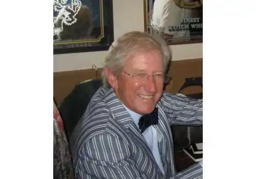 Peter-Maggs-52601.jpg Peter-Maggs-52601.jpg