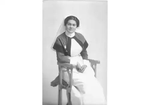 Portrait-of-Mabel-Pearce-28448.jpg Portrait-of-Mabel-Pearce-28448.jpg