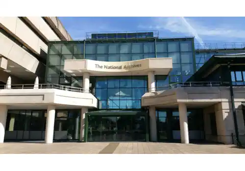 TNA-35653.jpg TNA-35653.jpg