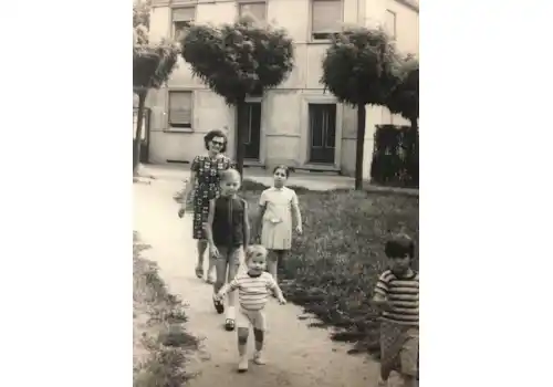 The-Smallest-Things-1-02870.png The-Smallest-Things-1-02870.png