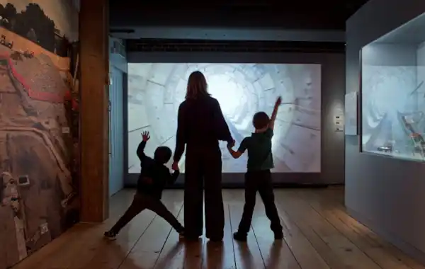 Tunnel-2017-press_11-38295.jpg Tunnel-2017-press_11-38295.jpg