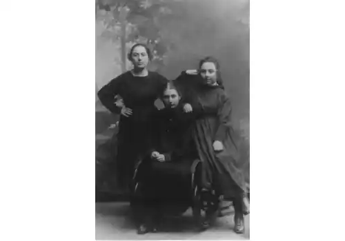 betty5-85204.jpg betty5-85204.jpg