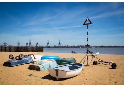 fionndavenport-harwichbeach-jpg-271121-low-29644.jpg fionndavenport-harwichbeach-jpg-271121-low-29644.jpg