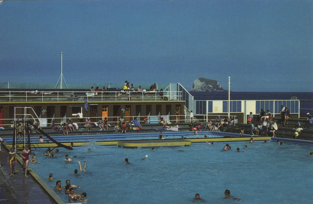 north-berwick-outdoor-pool-1960s-28894.jpg