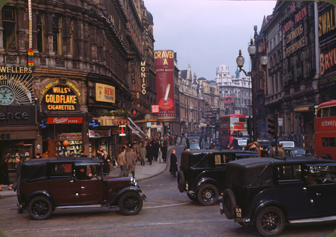 piccadilly-circus-79840.jpg
