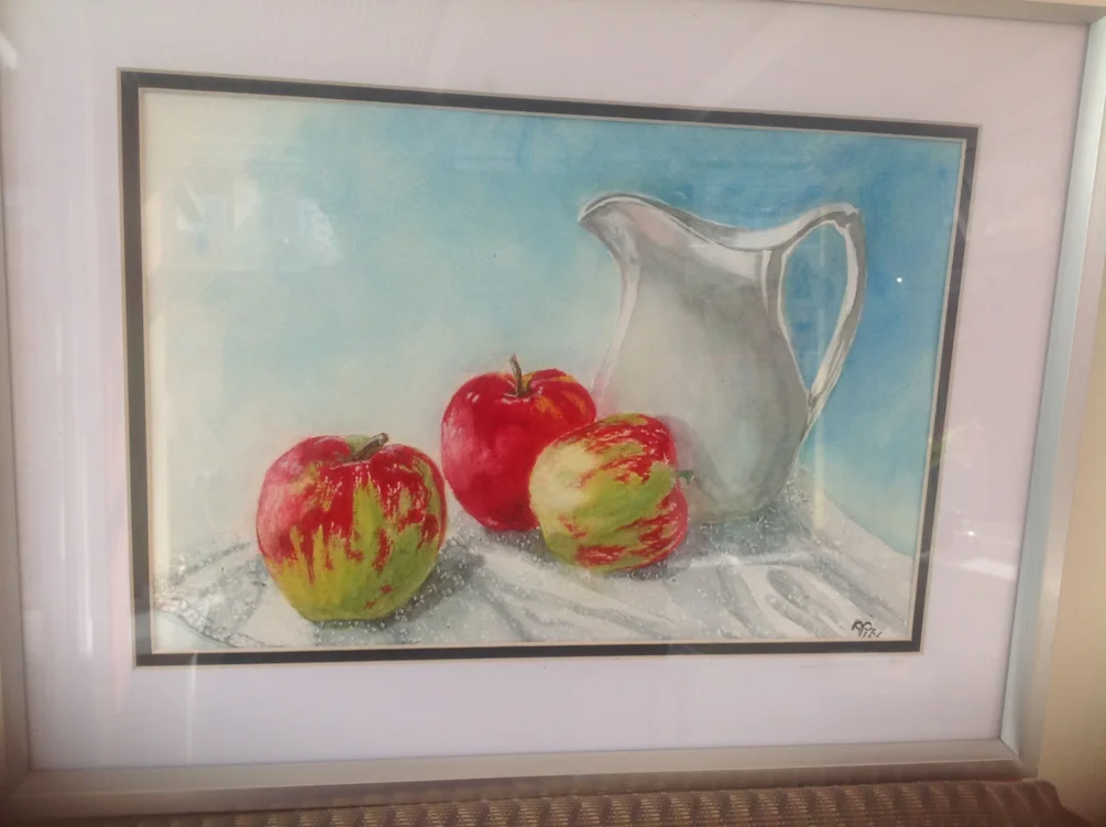 Jug and apples Jug and apples