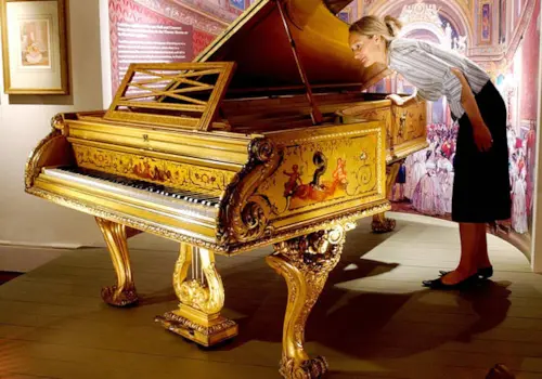 Royal Family's Golden Piano Royal Family's Golden Piano