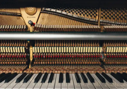 5-unconventional-ways-to-play-the-piano-header-64871.jpg 5-unconventional-ways-to-play-the-piano-header-64871.jpg