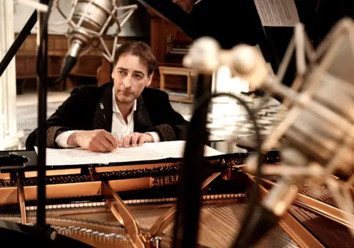 Alistair McGowan Alistair McGowan