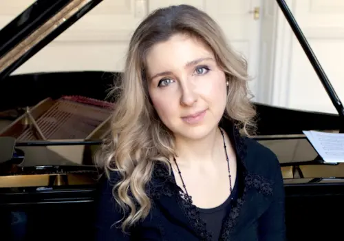 Yulia Chaplina Yulia Chaplina