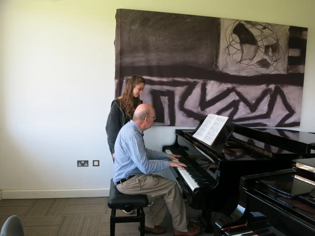 Francesca-84157.jpg Francesca-84157.jpg