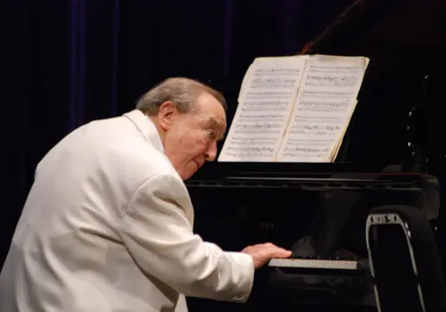 Menahem Pressler playing Menahem Pressler playing