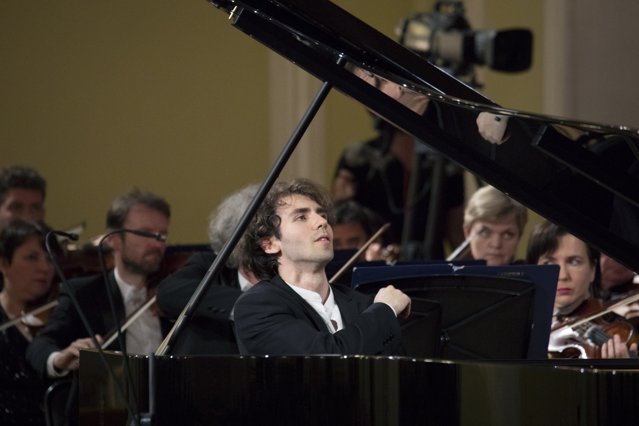 Alexandre Kantorow wins the XVI International Tchaikovsky Competition