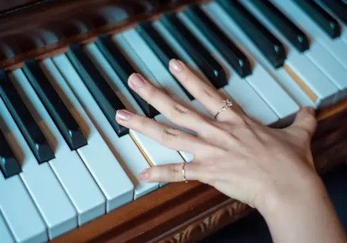 Strengthening your thumbs Strengthening your thumbs