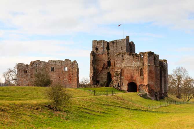 BroughamCastle472121245_5513x3676.jpg