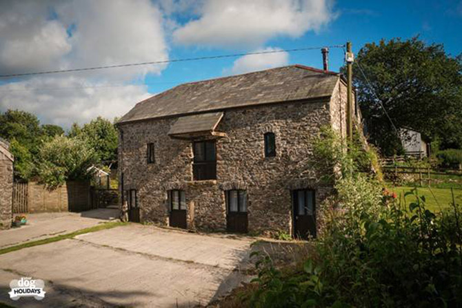 the_barn_dartmoorholidays.jpg